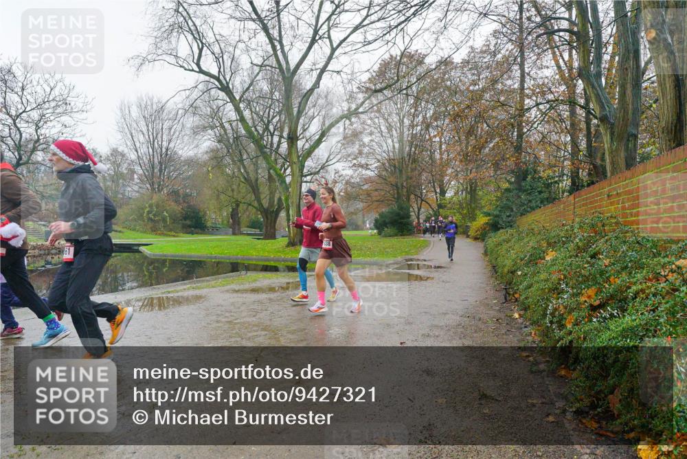 07.12.2025 - St. Pauli X-Mass-Run No. 15 Michael Burmester http://msf.ph/oto/9427321 07.12.2025 11:21:13 Laufen 61 meine-sportfotos.de
