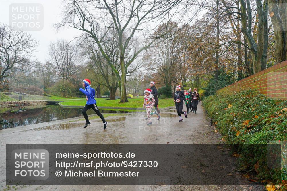 07.12.2025 - St. Pauli X-Mass-Run No. 15 Michael Burmester http://msf.ph/oto/9427330 07.12.2025 11:21:25 Laufen  meine-sportfotos.de