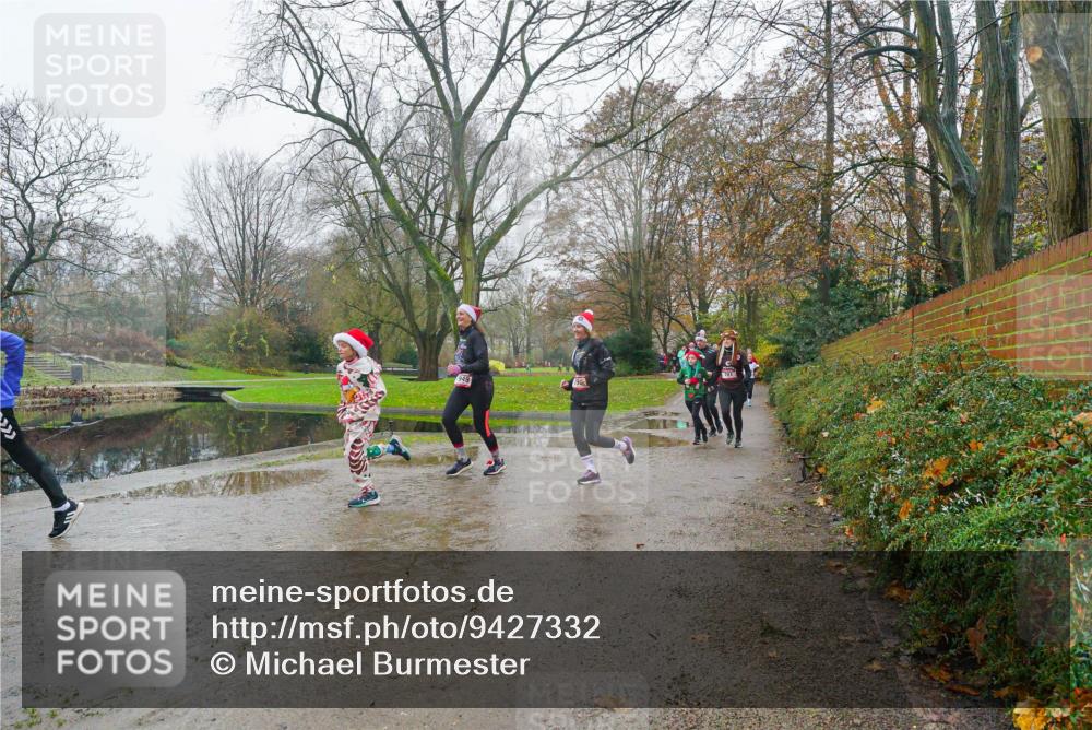 07.12.2025 - St. Pauli X-Mass-Run No. 15 Michael Burmester http://msf.ph/oto/9427332 07.12.2025 11:21:26 Laufen 949 meine-sportfotos.de