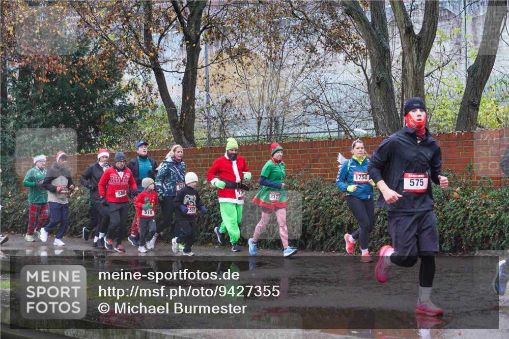 07.12.2025 - St. Pauli X-Mass-Run No. 15 Michael Burmester http://msf.ph/oto/9427355 07.12.2025 10:24:41 Laufen 500, 510, 507, 3123, 1750, 575 meine-sportfotos.de