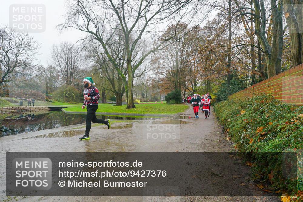 07.12.2025 - St. Pauli X-Mass-Run No. 15 Michael Burmester http://msf.ph/oto/9427376 07.12.2025 11:21:57 Laufen  meine-sportfotos.de