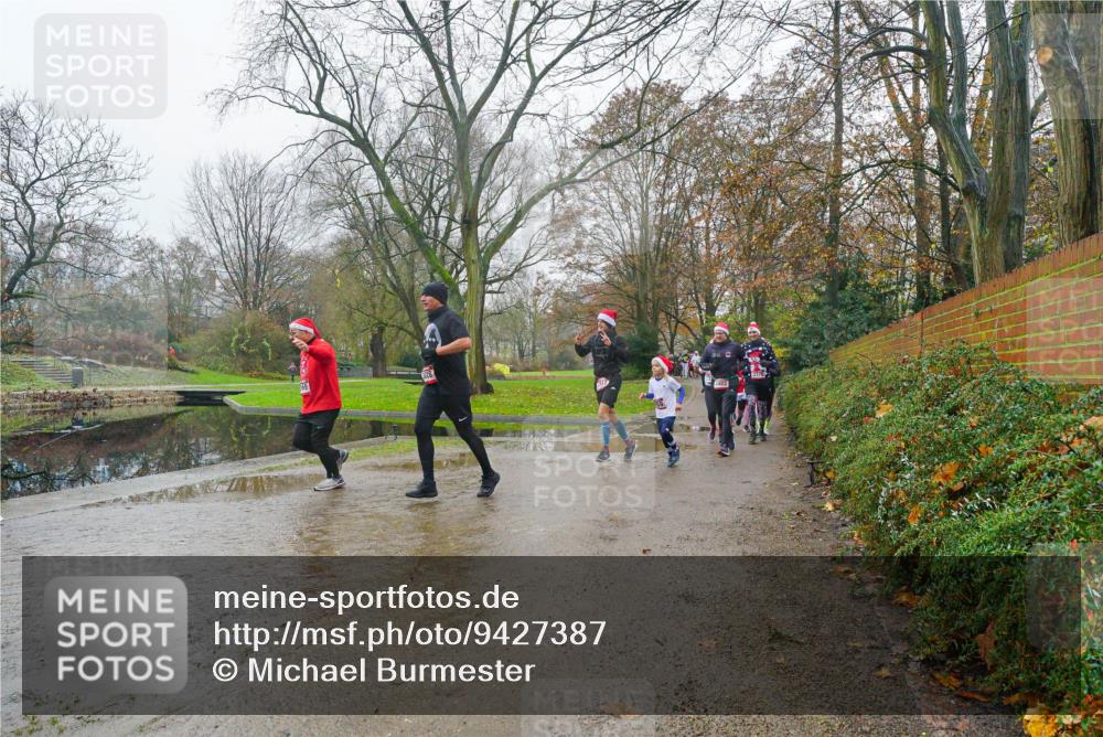 07.12.2025 - St. Pauli X-Mass-Run No. 15 Michael Burmester http://msf.ph/oto/9427387 07.12.2025 11:22:06 Laufen  meine-sportfotos.de