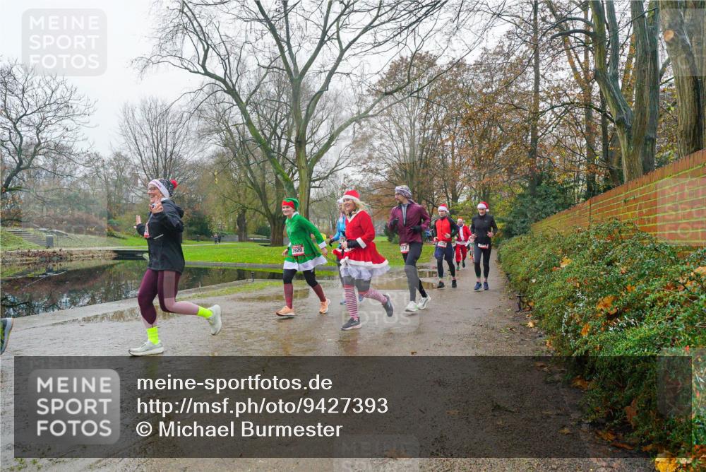 07.12.2025 - St. Pauli X-Mass-Run No. 15 Michael Burmester http://msf.ph/oto/9427393 07.12.2025 11:22:10 Laufen 3920, 317 meine-sportfotos.de
