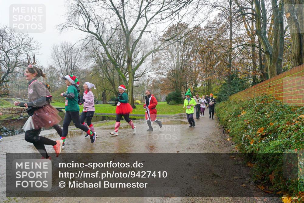 07.12.2025 - St. Pauli X-Mass-Run No. 15 Michael Burmester http://msf.ph/oto/9427410 07.12.2025 11:22:25 Laufen  meine-sportfotos.de