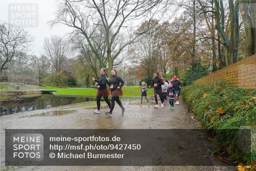 07.12.2025 - St. Pauli X-Mass-Run No. 15 Michael Burmester http://msf.ph/oto/9427450 07.12.2025 11:23:08 Laufen 900 meine-sportfotos.de