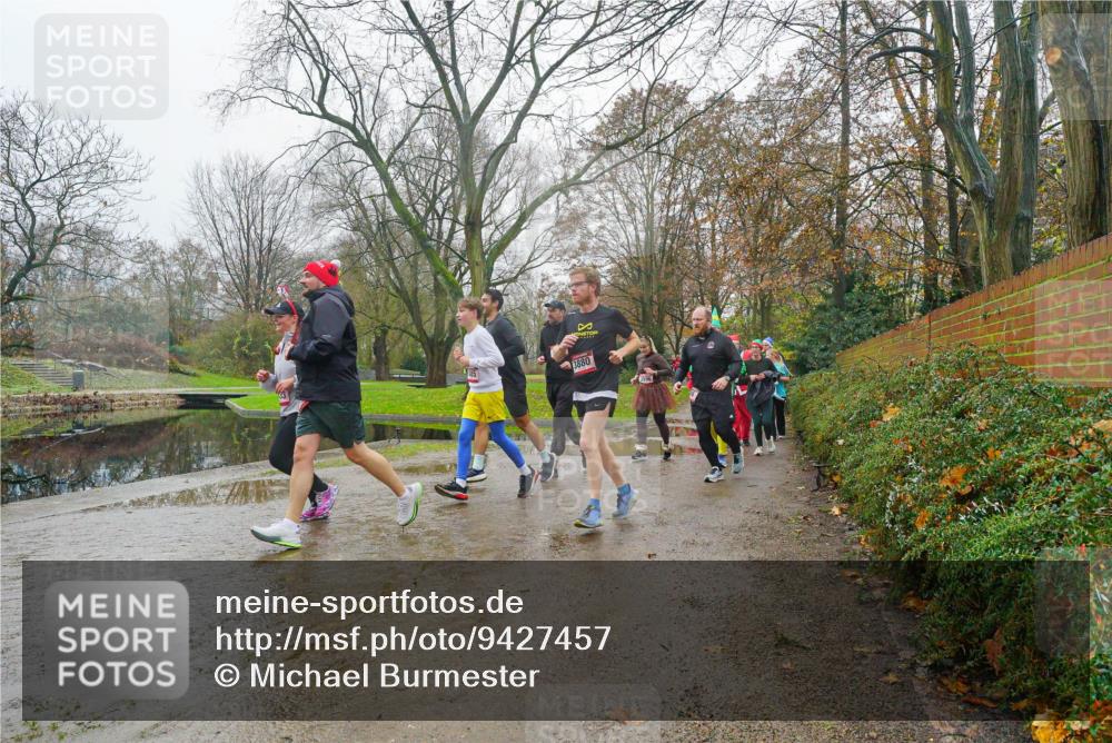 07.12.2025 - St. Pauli X-Mass-Run No. 15 Michael Burmester http://msf.ph/oto/9427457 07.12.2025 11:23:11 Laufen 3880 meine-sportfotos.de