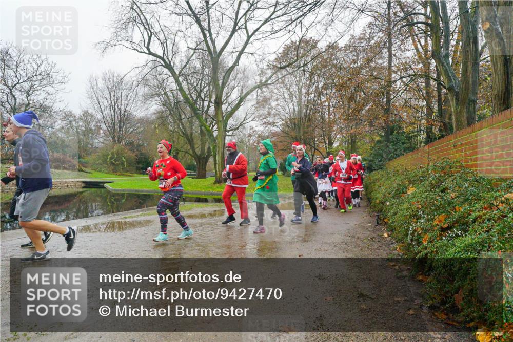 07.12.2025 - St. Pauli X-Mass-Run No. 15 Michael Burmester http://msf.ph/oto/9427470 07.12.2025 11:23:16 Laufen 569 meine-sportfotos.de