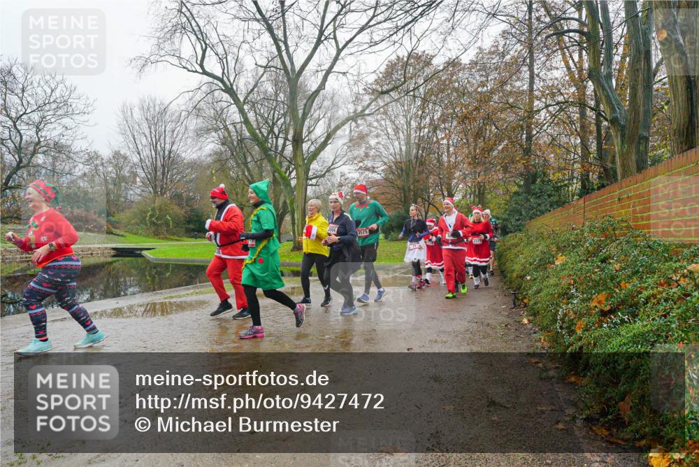 07.12.2025 - St. Pauli X-Mass-Run No. 15 Michael Burmester http://msf.ph/oto/9427472 07.12.2025 11:23:17 Laufen 3504, 3525, 2221 meine-sportfotos.de