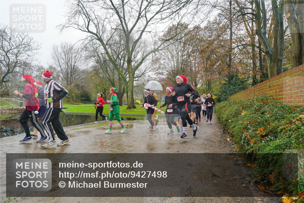 07.12.2025 - St. Pauli X-Mass-Run No. 15 Michael Burmester http://msf.ph/oto/9427498 07.12.2025 11:23:27 Laufen 607, 3810 meine-sportfotos.de