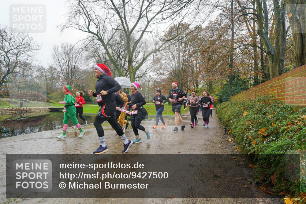 07.12.2025 - St. Pauli X-Mass-Run No. 15 Michael Burmester http://msf.ph/oto/9427500 07.12.2025 11:23:28 Laufen 610, 42, 2971, 447 meine-sportfotos.de