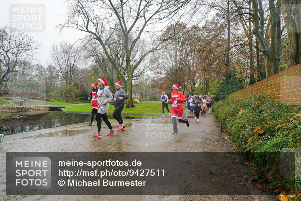 07.12.2025 - St. Pauli X-Mass-Run No. 15 Michael Burmester http://msf.ph/oto/9427511 07.12.2025 11:23:32 Laufen 2231 meine-sportfotos.de
