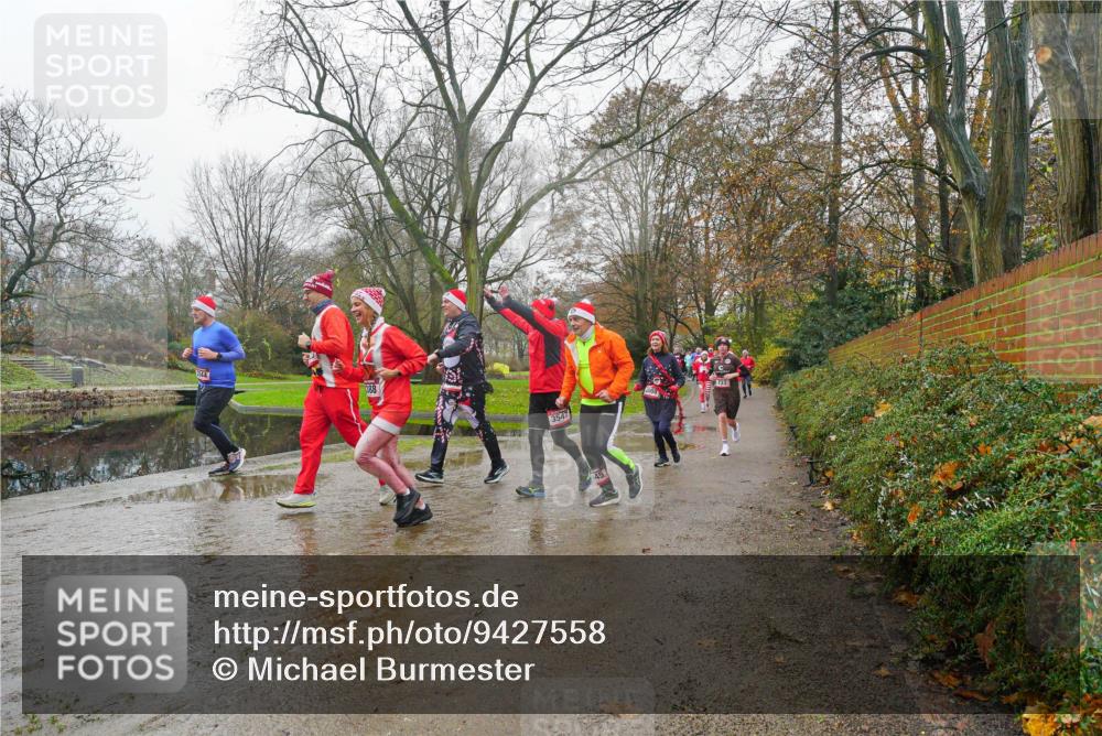 07.12.2025 - St. Pauli X-Mass-Run No. 15 Michael Burmester http://msf.ph/oto/9427558 07.12.2025 11:23:49 Laufen 388, 3547 meine-sportfotos.de