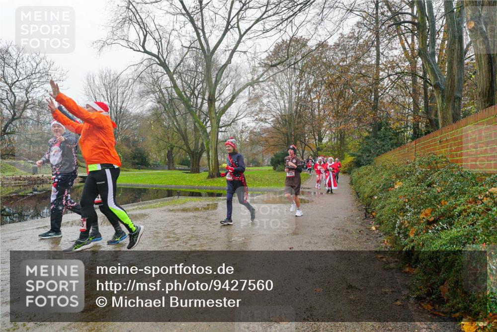 07.12.2025 - St. Pauli X-Mass-Run No. 15 Michael Burmester http://msf.ph/oto/9427560 07.12.2025 11:23:51 Laufen 733 meine-sportfotos.de