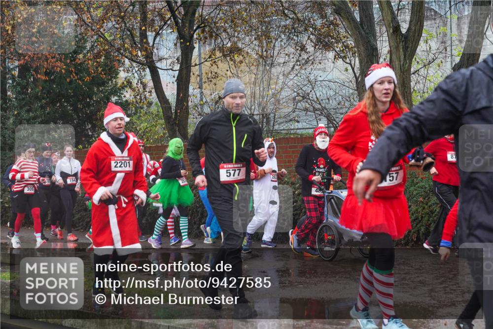 07.12.2025 - St. Pauli X-Mass-Run No. 15 Michael Burmester http://msf.ph/oto/9427585 07.12.2025 10:26:33 Laufen 309, 194, 57, 87, 2201, 577, 283, 48 meine-sportfotos.de