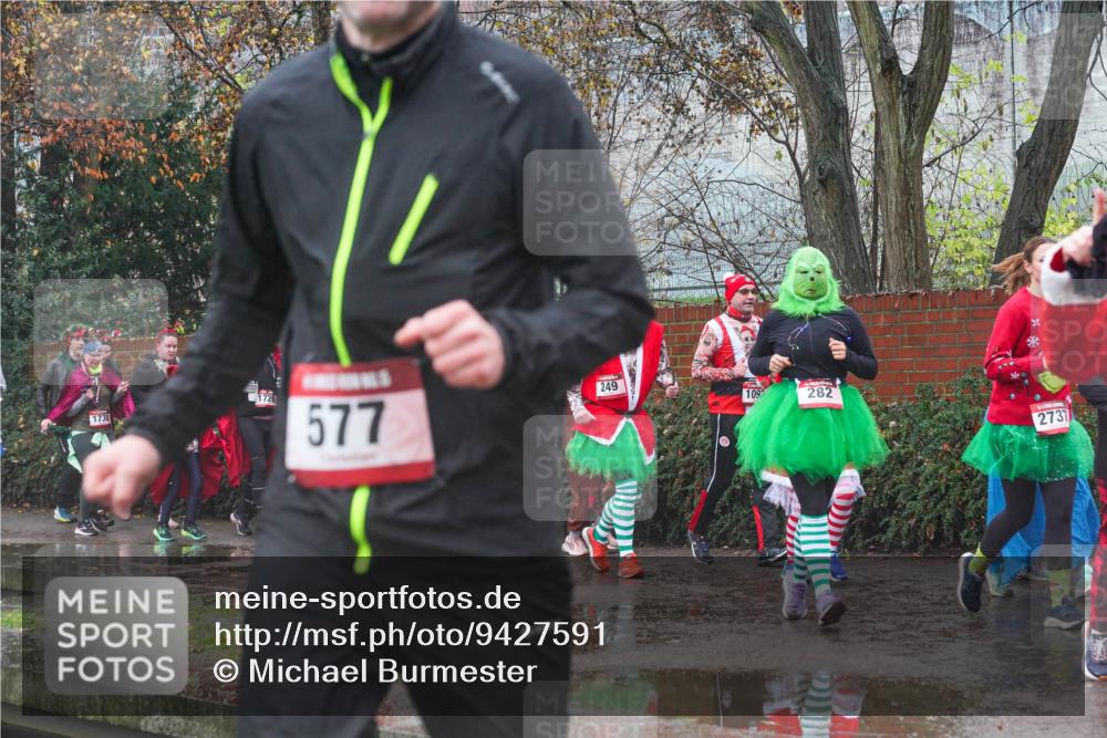 07.12.2025 - St. Pauli X-Mass-Run No. 15 Michael Burmester http://msf.ph/oto/9427591 07.12.2025 10:26:35 Laufen 1730, 249, 1726, 1093, 282, 577, 2737 meine-sportfotos.de