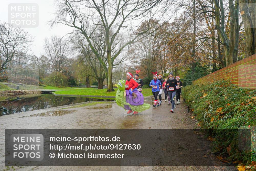 07.12.2025 - St. Pauli X-Mass-Run No. 15 Michael Burmester http://msf.ph/oto/9427630 07.12.2025 11:24:40 Laufen 244, 3523 meine-sportfotos.de