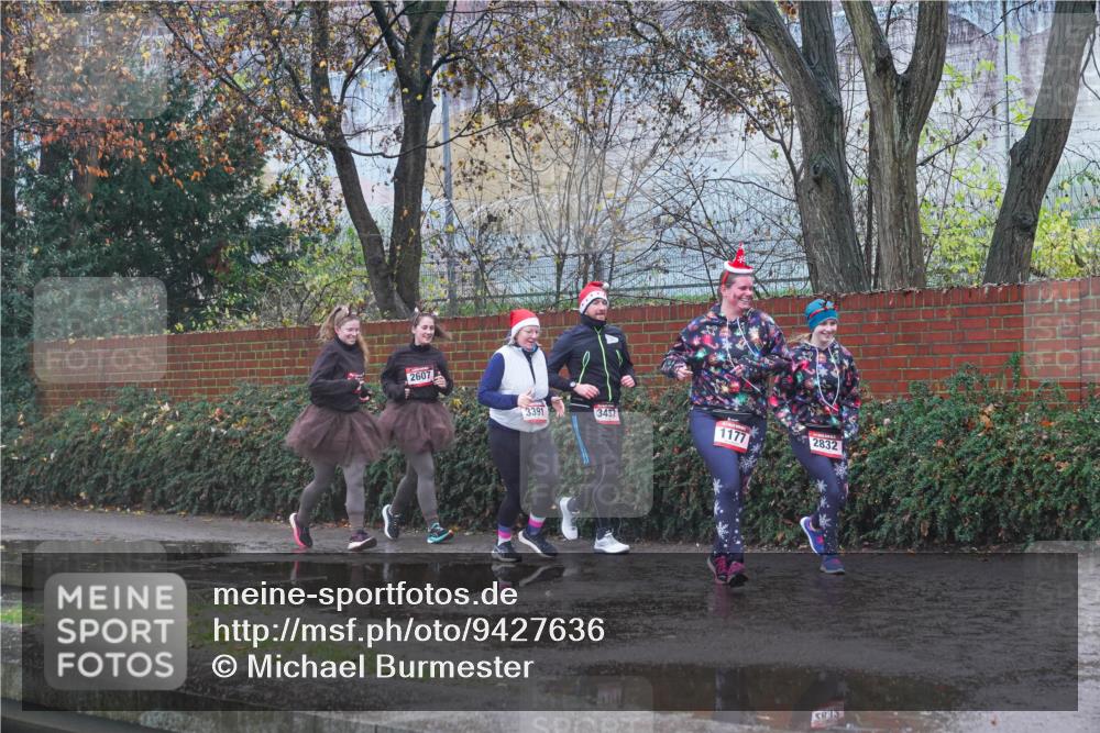 07.12.2025 - St. Pauli X-Mass-Run No. 15 Michael Burmester http://msf.ph/oto/9427636 07.12.2025 10:27:32 Laufen 2607, 3391, 3437, 1177, 2832, 5835 meine-sportfotos.de