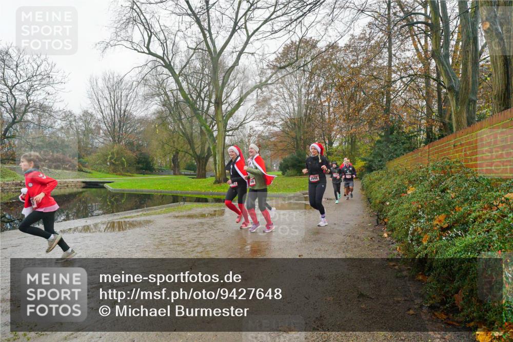 07.12.2025 - St. Pauli X-Mass-Run No. 15 Michael Burmester http://msf.ph/oto/9427648 07.12.2025 11:24:47 Laufen 56, 3948 meine-sportfotos.de