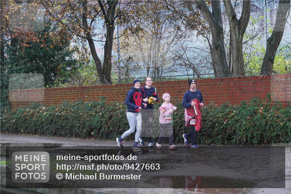 07.12.2025 - St. Pauli X-Mass-Run No. 15 Michael Burmester http://msf.ph/oto/9427663 07.12.2025 10:28:45 Laufen 145, 145 meine-sportfotos.de