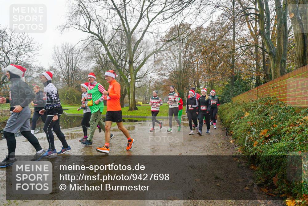 07.12.2025 - St. Pauli X-Mass-Run No. 15 Michael Burmester http://msf.ph/oto/9427698 07.12.2025 11:25:16 Laufen 153, 3913 meine-sportfotos.de