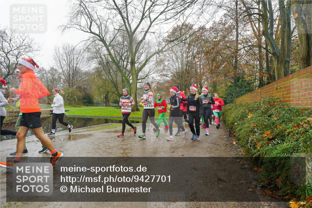 07.12.2025 - St. Pauli X-Mass-Run No. 15 Michael Burmester http://msf.ph/oto/9427701 07.12.2025 11:25:17 Laufen 27759, 3913, 245 meine-sportfotos.de