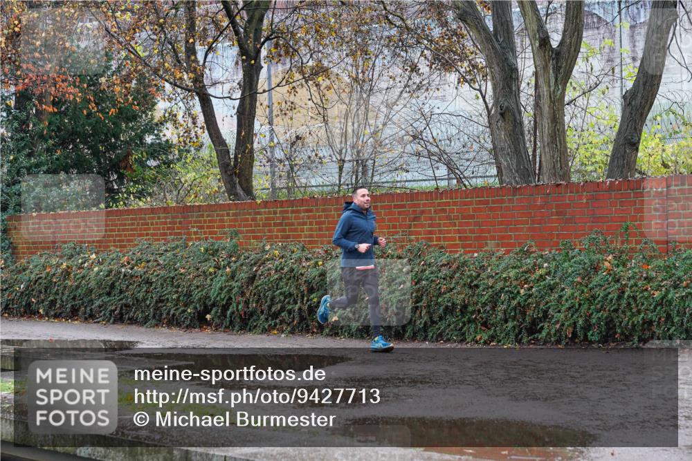 07.12.2025 - St. Pauli X-Mass-Run No. 15 Michael Burmester http://msf.ph/oto/9427713 07.12.2025 10:38:32 Laufen  meine-sportfotos.de
