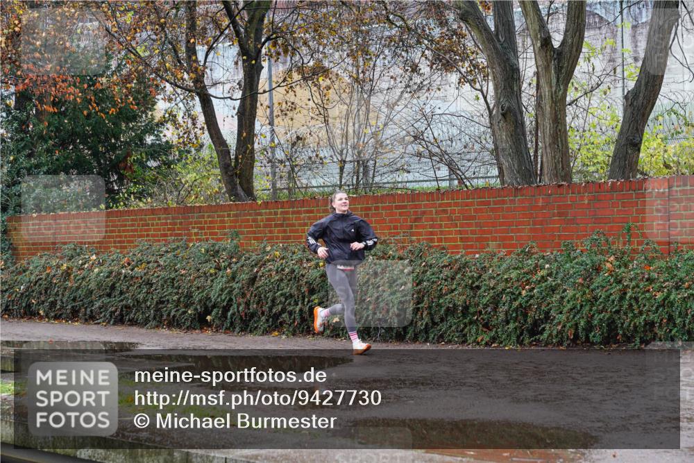 07.12.2025 - St. Pauli X-Mass-Run No. 15 Michael Burmester http://msf.ph/oto/9427730 07.12.2025 10:40:13 Laufen  meine-sportfotos.de