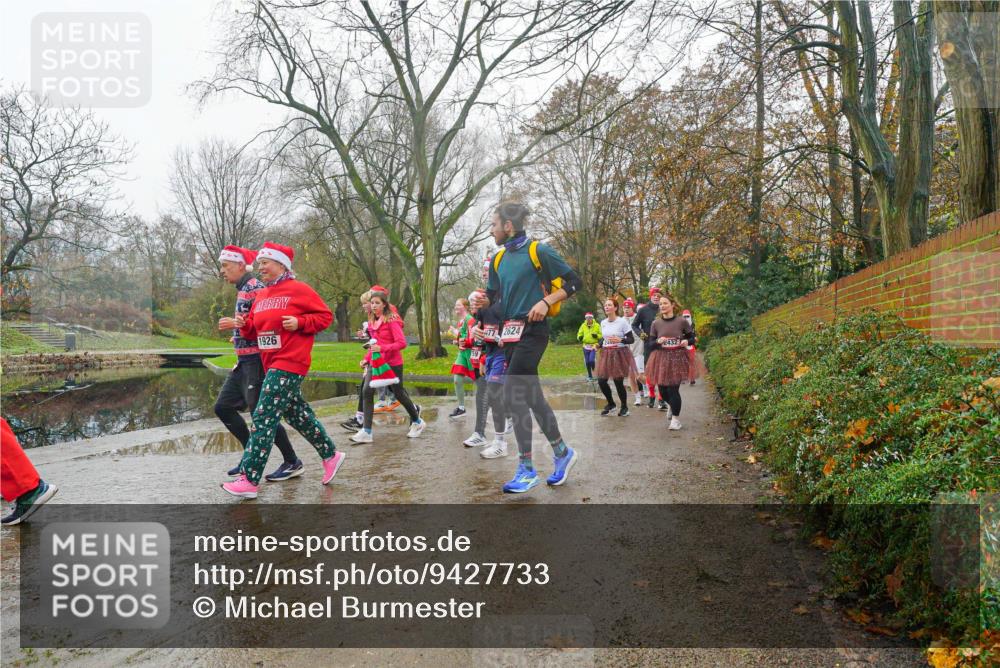 07.12.2025 - St. Pauli X-Mass-Run No. 15 Michael Burmester http://msf.ph/oto/9427733 07.12.2025 11:25:28 Laufen 1926, 2624 meine-sportfotos.de
