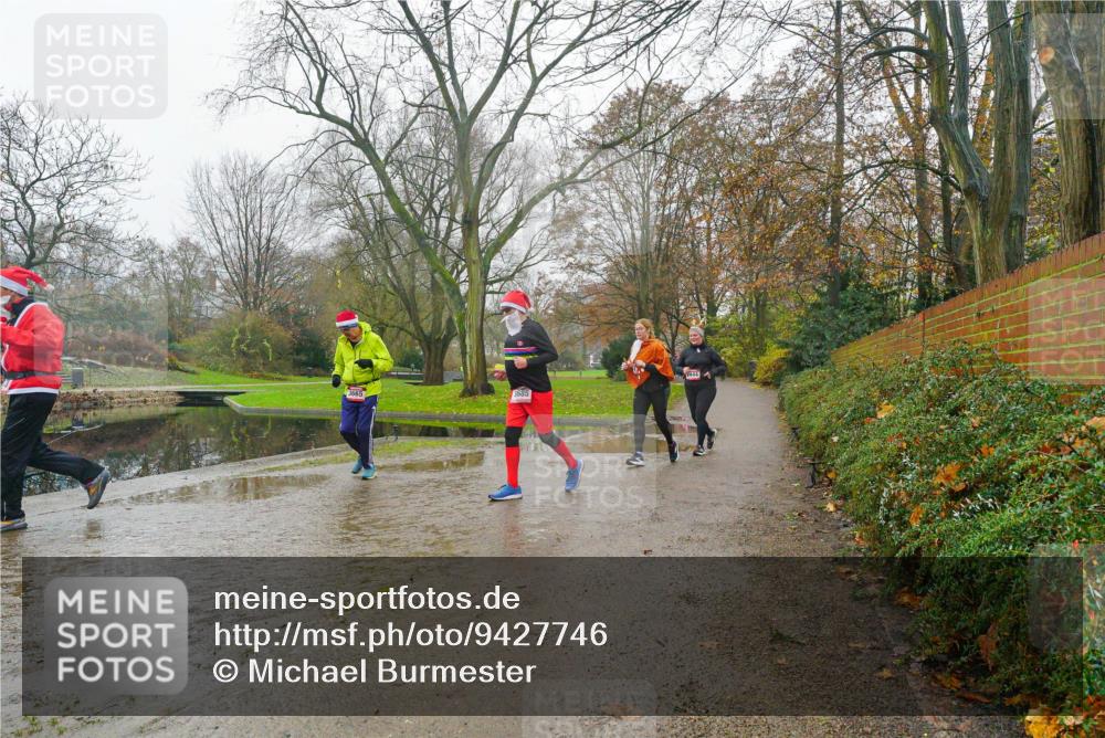 07.12.2025 - St. Pauli X-Mass-Run No. 15 Michael Burmester http://msf.ph/oto/9427746 07.12.2025 11:25:33 Laufen 444 meine-sportfotos.de