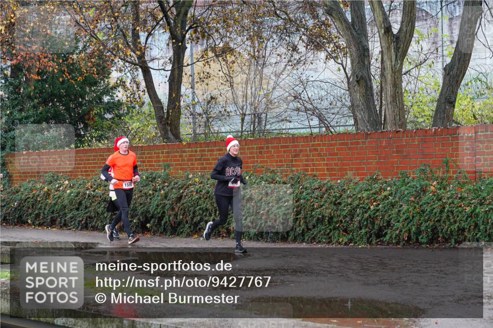 07.12.2025 - St. Pauli X-Mass-Run No. 15 Michael Burmester http://msf.ph/oto/9427767 07.12.2025 10:41:33 Laufen  meine-sportfotos.de