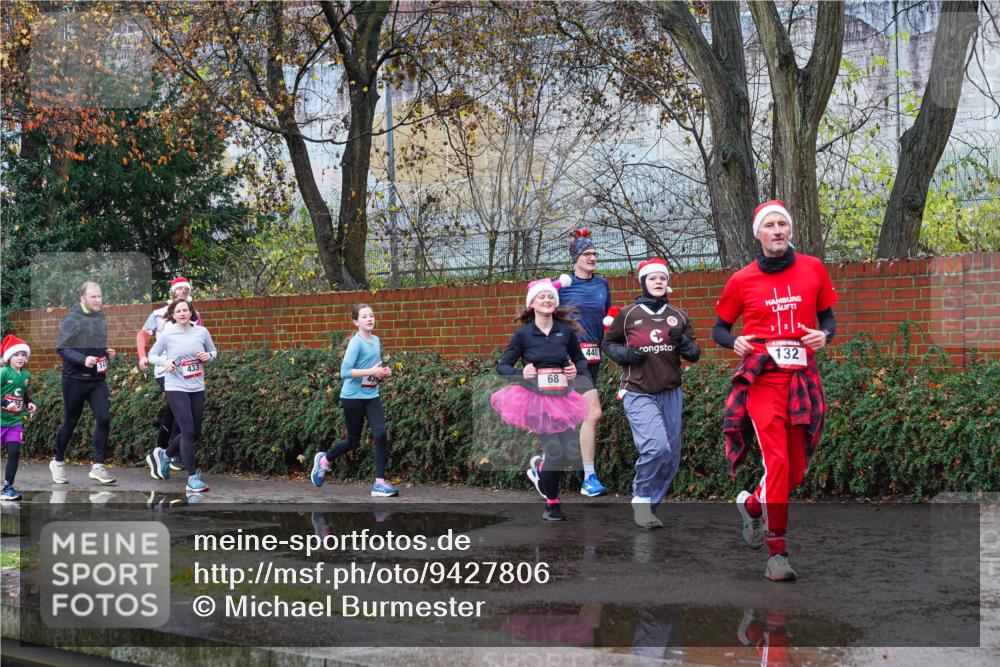 07.12.2025 - St. Pauli X-Mass-Run No. 15 Michael Burmester http://msf.ph/oto/9427806 07.12.2025 10:42:01 Laufen 132 meine-sportfotos.de