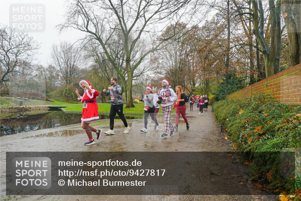 07.12.2025 - St. Pauli X-Mass-Run No. 15 Michael Burmester http://msf.ph/oto/9427817 07.12.2025 11:26:25 Laufen 446 meine-sportfotos.de