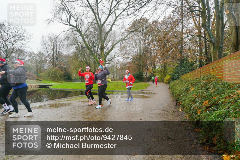 07.12.2025 - St. Pauli X-Mass-Run No. 15 Michael Burmester http://msf.ph/oto/9427845 07.12.2025 11:26:47 Laufen 2598 meine-sportfotos.de