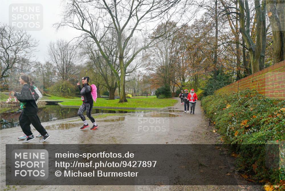 07.12.2025 - St. Pauli X-Mass-Run No. 15 Michael Burmester http://msf.ph/oto/9427897 07.12.2025 11:28:22 Laufen  meine-sportfotos.de