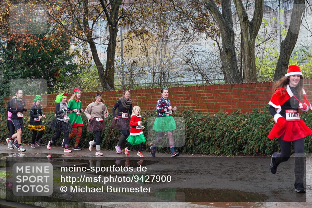 07.12.2025 - St. Pauli X-Mass-Run No. 15 Michael Burmester http://msf.ph/oto/9427900 07.12.2025 10:43:14 Laufen 4793, 1200, 126, 1862 meine-sportfotos.de