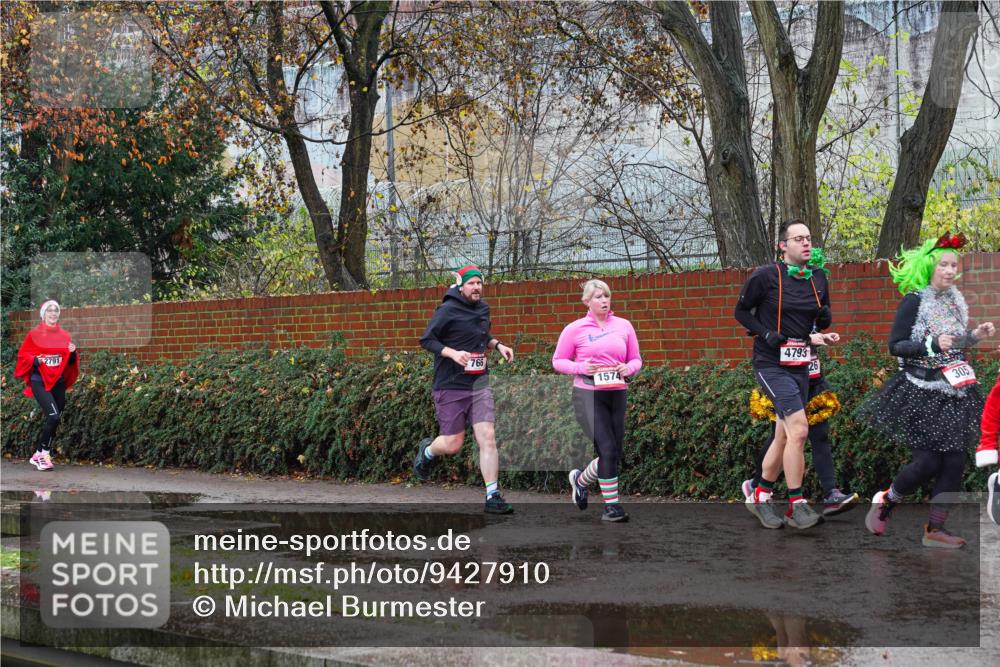 07.12.2025 - St. Pauli X-Mass-Run No. 15 Michael Burmester http://msf.ph/oto/9427910 07.12.2025 10:43:17 Laufen 2791, 4793, 766, 1574, 26, 305 meine-sportfotos.de