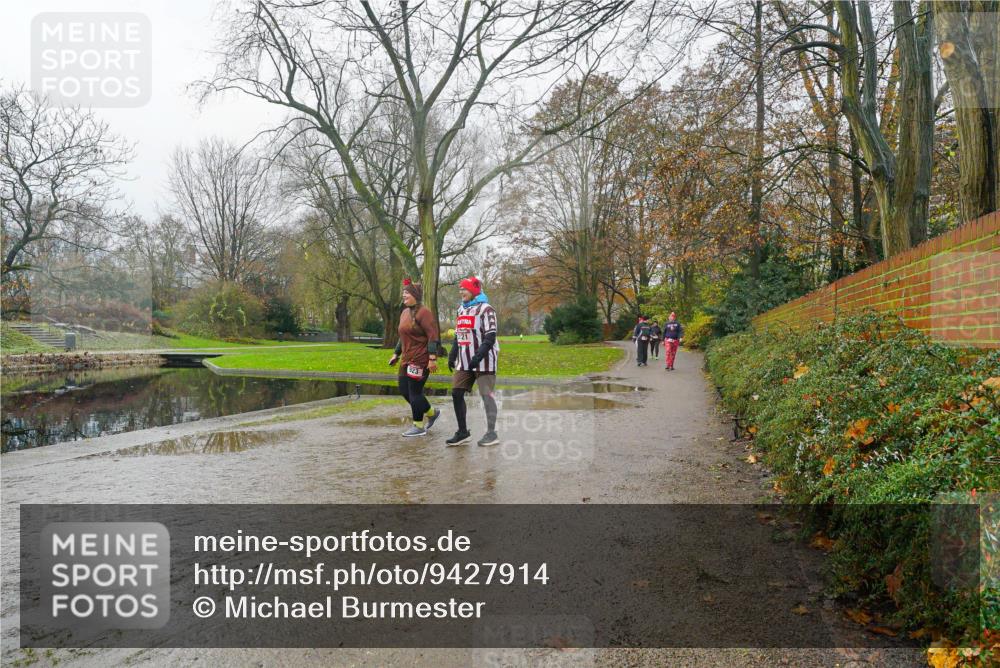 07.12.2025 - St. Pauli X-Mass-Run No. 15 Michael Burmester http://msf.ph/oto/9427914 07.12.2025 11:29:14 Laufen  meine-sportfotos.de