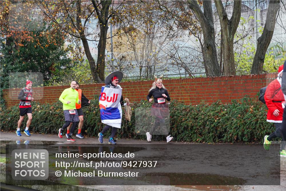 07.12.2025 - St. Pauli X-Mass-Run No. 15 Michael Burmester http://msf.ph/oto/9427937 07.12.2025 10:43:34 Laufen 1401, 199, 740 meine-sportfotos.de