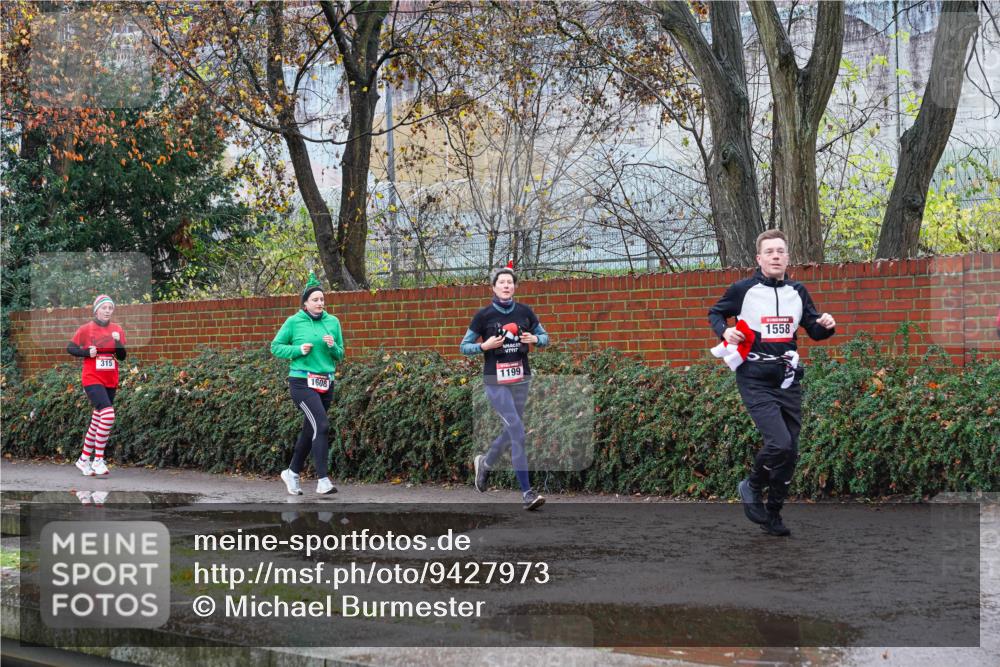 07.12.2025 - St. Pauli X-Mass-Run No. 15 Michael Burmester http://msf.ph/oto/9427973 07.12.2025 10:44:08 Laufen 315, 1608, 1558, 1199 meine-sportfotos.de