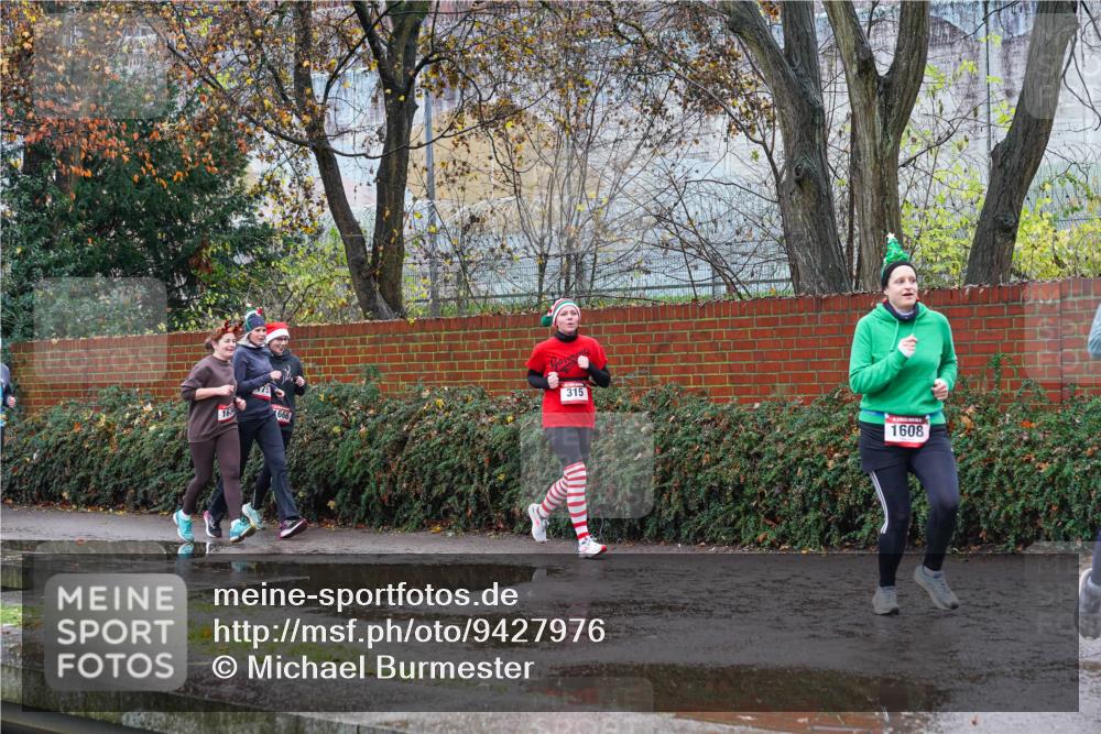 07.12.2025 - St. Pauli X-Mass-Run No. 15 Michael Burmester http://msf.ph/oto/9427976 07.12.2025 10:44:10 Laufen 315, 1608 meine-sportfotos.de