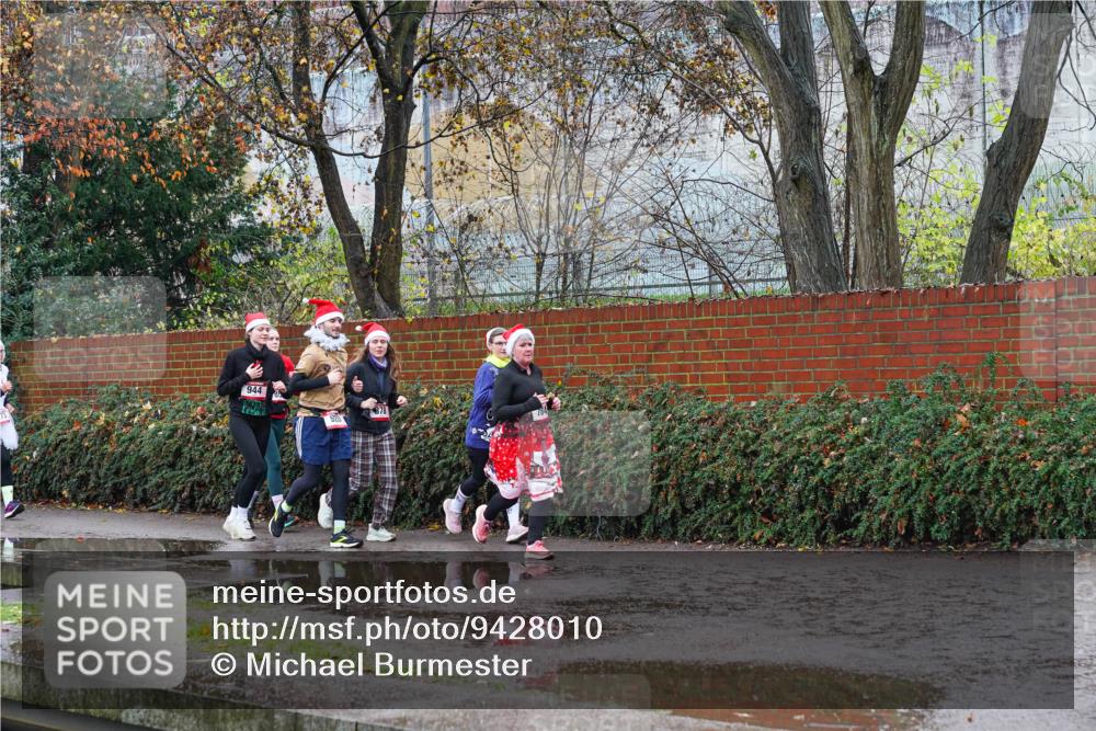 07.12.2025 - St. Pauli X-Mass-Run No. 15 Michael Burmester http://msf.ph/oto/9428010 07.12.2025 10:44:36 Laufen 944, 920 meine-sportfotos.de