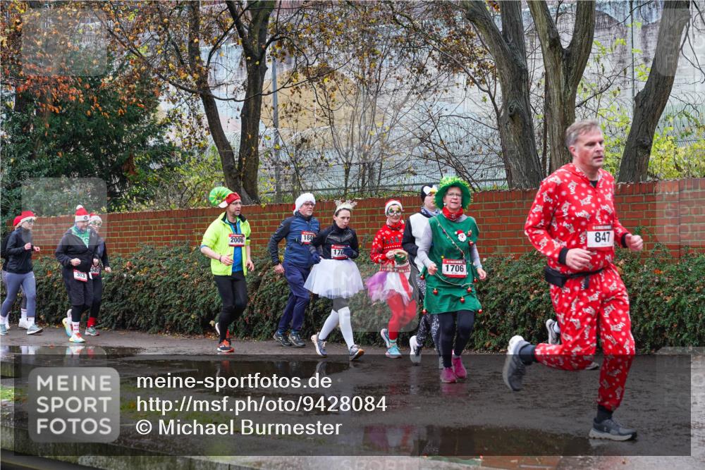 07.12.2025 - St. Pauli X-Mass-Run No. 15 Michael Burmester http://msf.ph/oto/9428084 07.12.2025 10:45:17 Laufen 184, 2006, 170, 1706, 847 meine-sportfotos.de