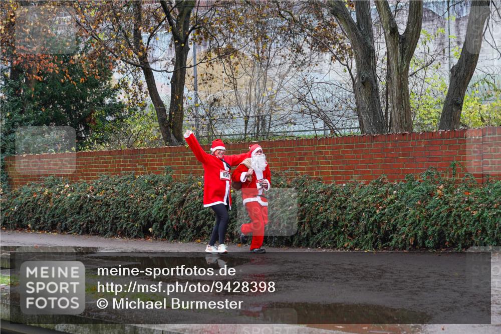 07.12.2025 - St. Pauli X-Mass-Run No. 15 Michael Burmester http://msf.ph/oto/9428398 07.12.2025 10:56:42 Laufen 859 meine-sportfotos.de