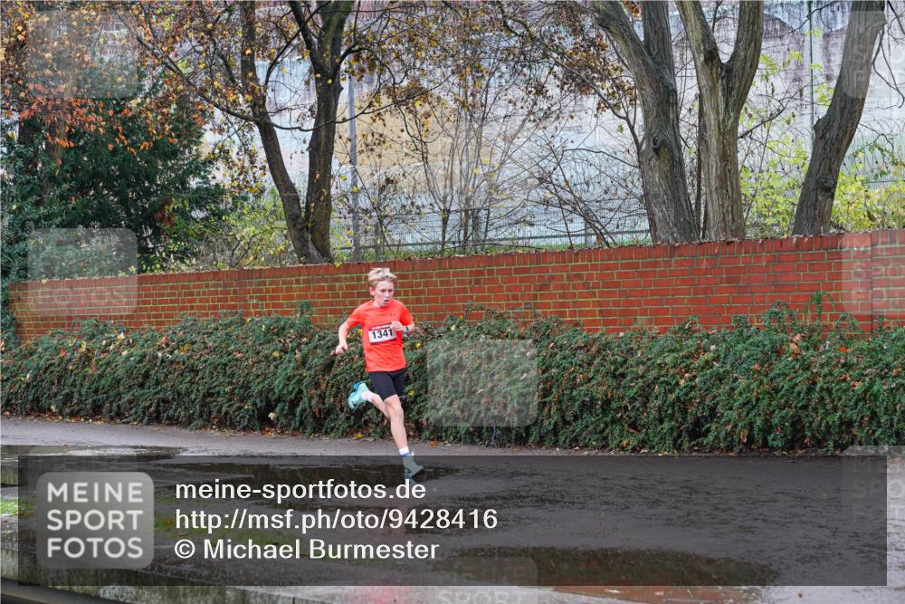 07.12.2025 - St. Pauli X-Mass-Run No. 15 Michael Burmester http://msf.ph/oto/9428416 07.12.2025 10:57:57 Laufen 1341 meine-sportfotos.de