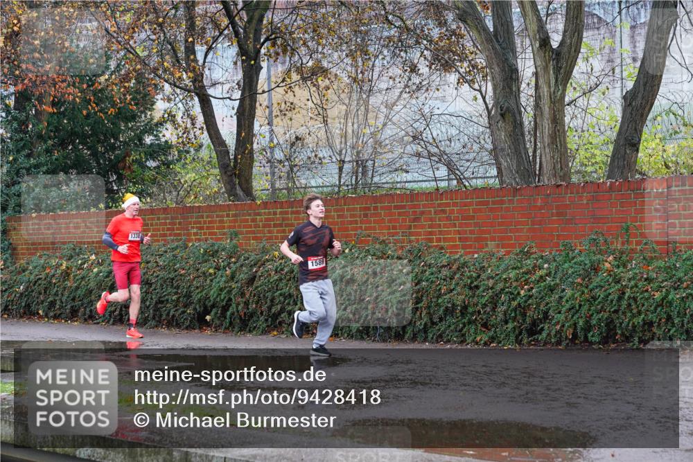 07.12.2025 - St. Pauli X-Mass-Run No. 15 Michael Burmester http://msf.ph/oto/9428418 07.12.2025 10:58:00 Laufen 1338, 1589 meine-sportfotos.de