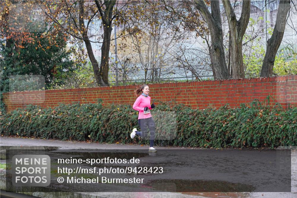 07.12.2025 - St. Pauli X-Mass-Run No. 15 Michael Burmester http://msf.ph/oto/9428423 07.12.2025 10:58:07 Laufen  meine-sportfotos.de