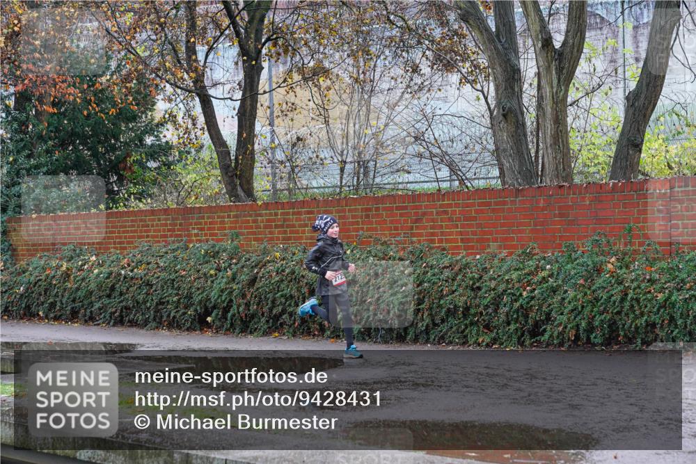 07.12.2025 - St. Pauli X-Mass-Run No. 15 Michael Burmester http://msf.ph/oto/9428431 07.12.2025 10:58:51 Laufen  meine-sportfotos.de