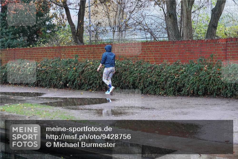 07.12.2025 - St. Pauli X-Mass-Run No. 15 Michael Burmester http://msf.ph/oto/9428756 07.12.2025 09:36:03 Laufen  meine-sportfotos.de