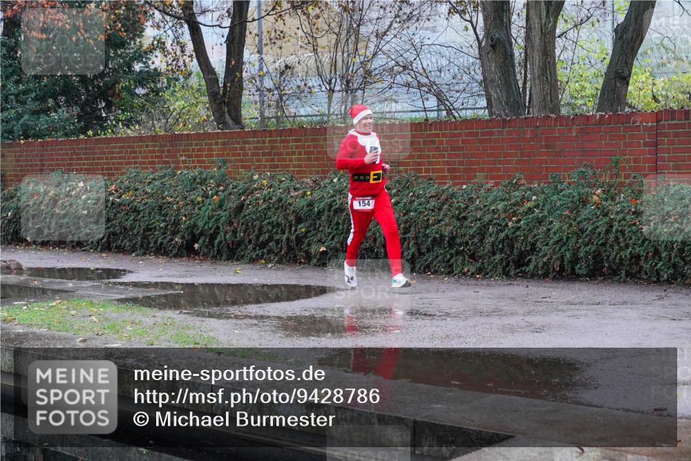 07.12.2025 - St. Pauli X-Mass-Run No. 15 Michael Burmester http://msf.ph/oto/9428786 07.12.2025 09:37:46 Laufen 154 meine-sportfotos.de