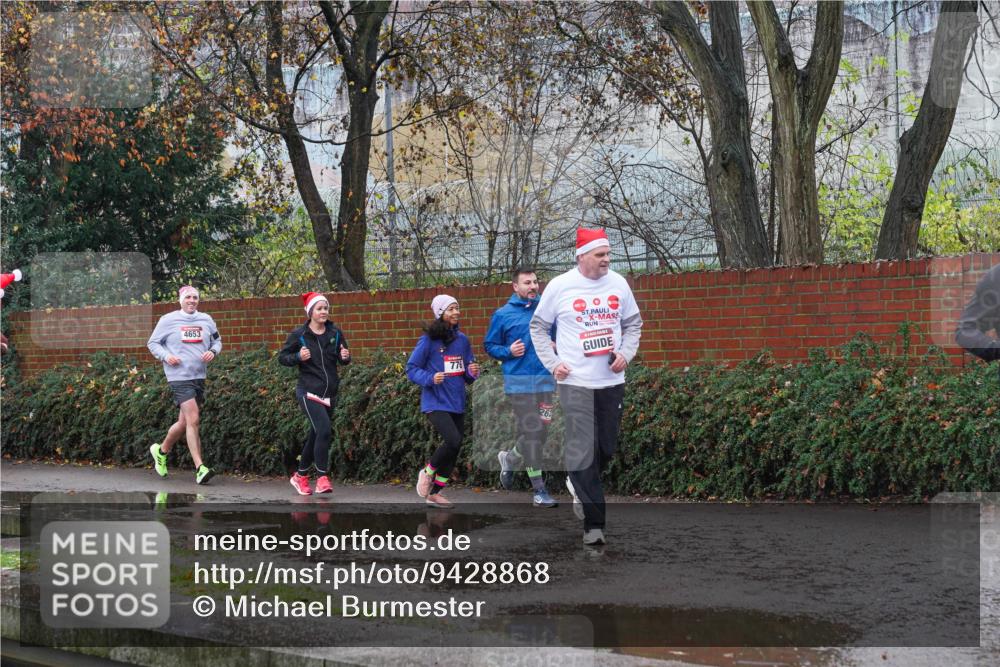 07.12.2025 - St. Pauli X-Mass-Run No. 15 Michael Burmester http://msf.ph/oto/9428868 07.12.2025 11:06:57 Laufen 4653, 776 meine-sportfotos.de